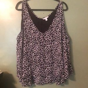 Black/white top